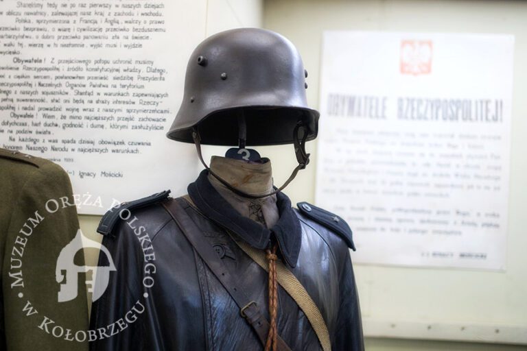 Kamienica Kupiecka – Dzieje Oręża Polskiego