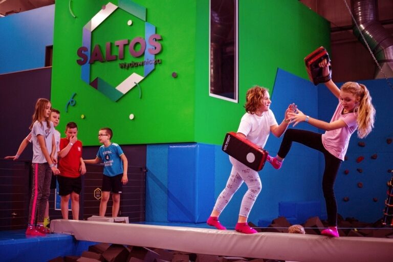 Saltos park trampolin Srebrzyńska