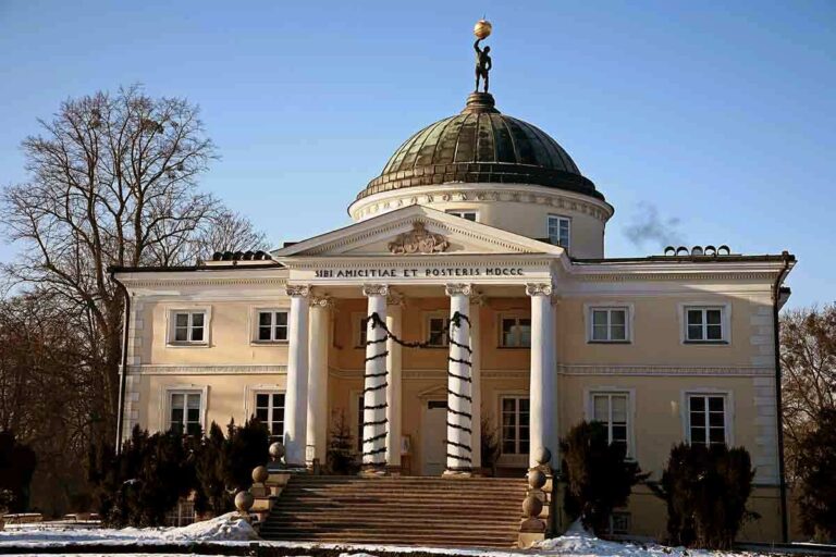 Pałac Lubostroń