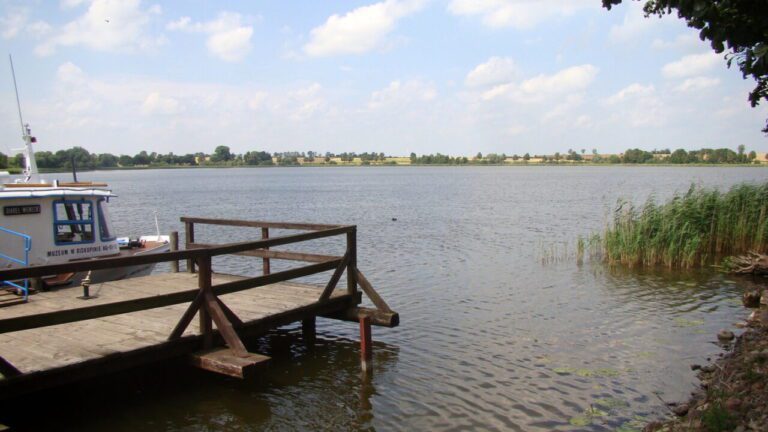 Plaża – Jezioro Biskupińskie
