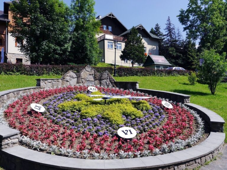 Zegar kwiatowy w Szczawnicy