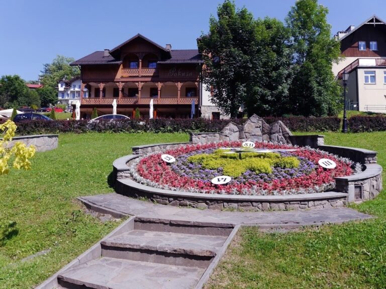 Zegar kwiatowy w Szczawnicy