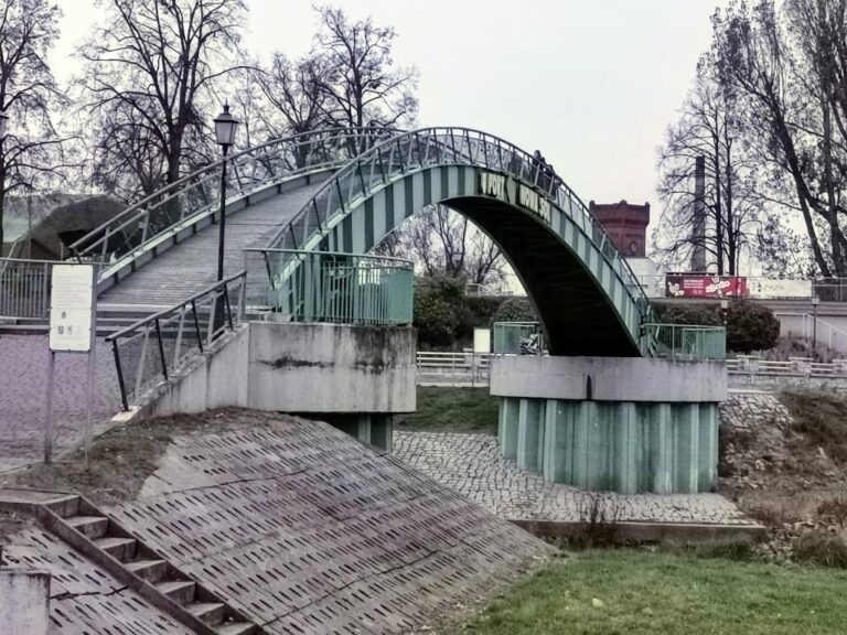 Park nad Odrą w Nowej Soli