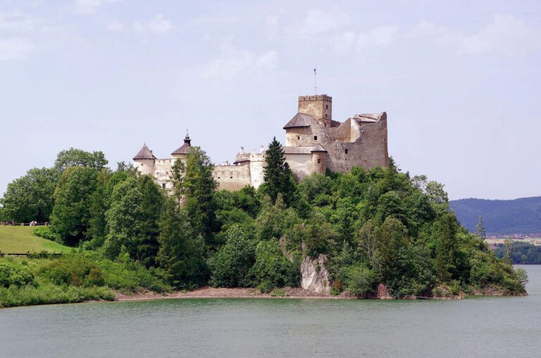 Zamek Dunajec w Niedzicy
