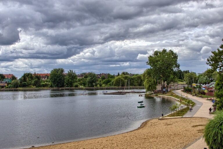 Plaża Zalesie – Jezioro Chełmżyńskie
