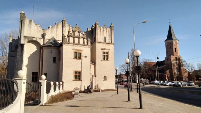 Dwór Kapituły Krakowskiej