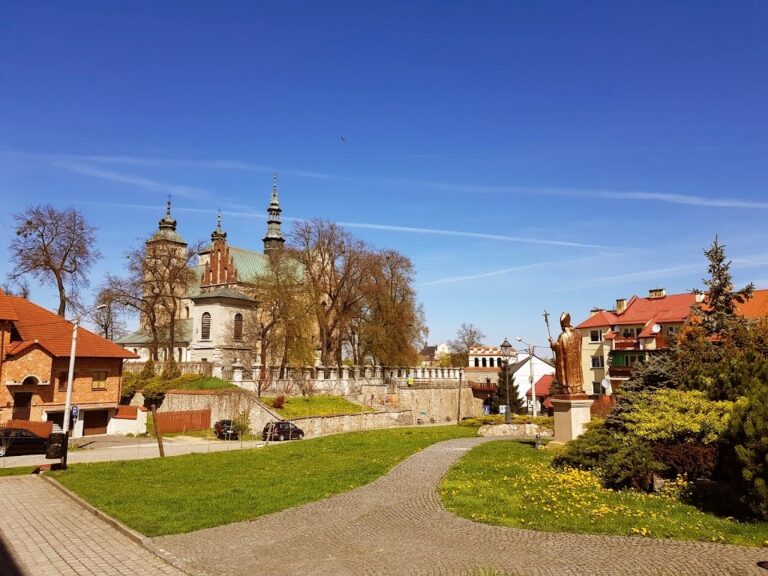 Rynek w Opatowie