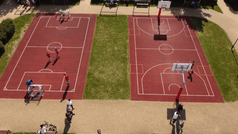 Boiska w Parku Bródnowskim