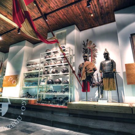 Kamienica Kupiecka – Dzieje Oręża Polskiego