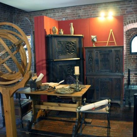 Pałac Biskupi – Muzeum Mikołaja Kopernika