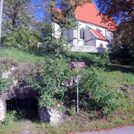 Grota kryształów gipsowych